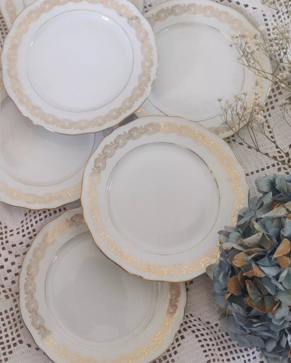 Set de 6 assiettes à dessert porcelaine blanche et or