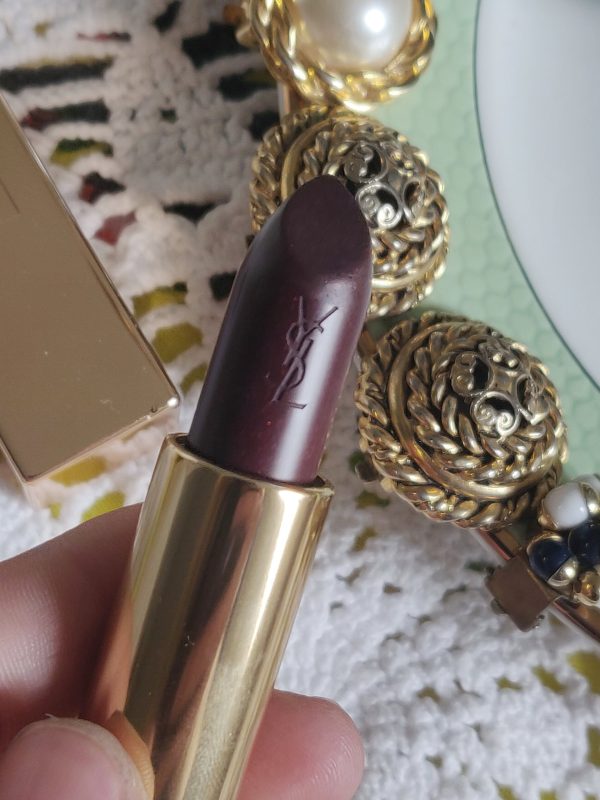 Rouge à lèvres Yves Saint Laurent rouge pur couture – Image 3