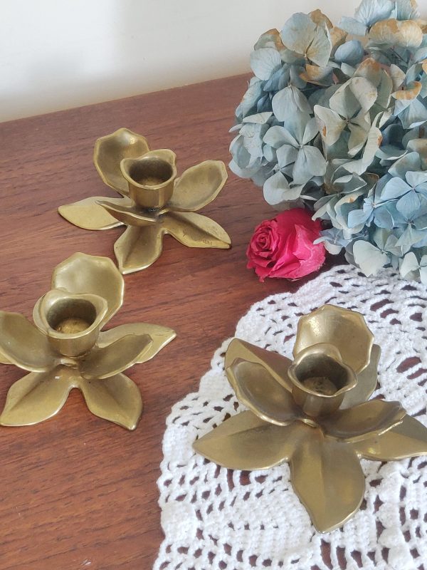 Trio de bougeoirs fleurs – Image 2