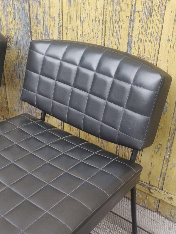 Paire de fauteuils Conseil de Pierre Guariche – Image 2