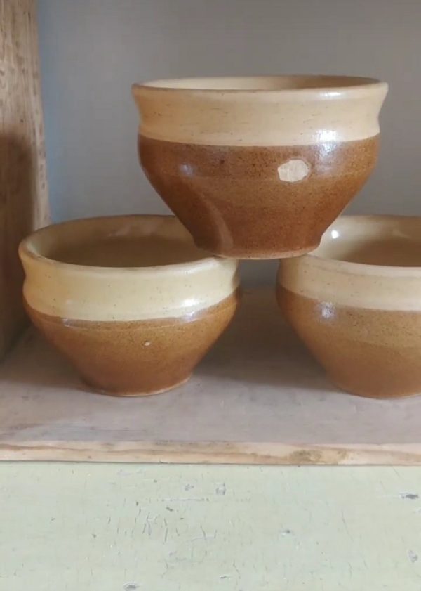 Série de 4 pots anciens en grès vernissé – Image 5
