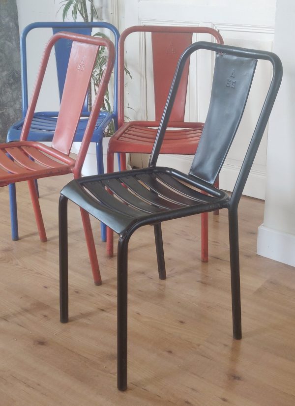 Réservées Delphine - Série de 6 chaises dépareillées - Tolix et Art Prog années 50 – Image 6