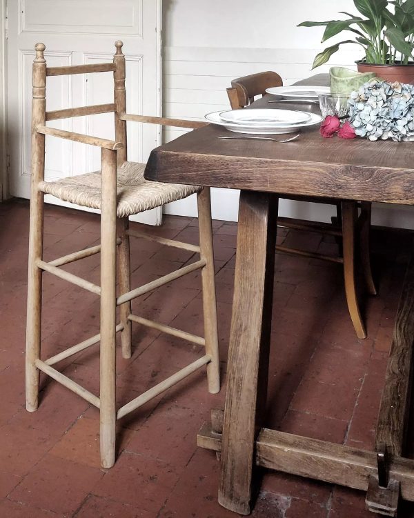 Réservée Malika - Ancienne chaise haute paillée