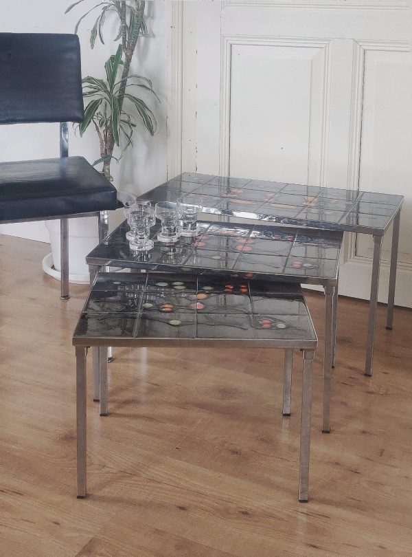 Ensemble de tables gigognes années 70 – Image 2