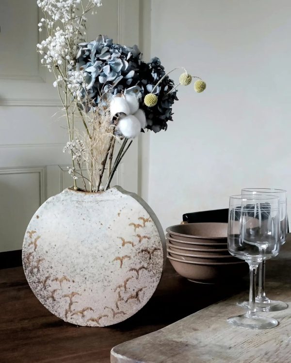 Vase lentille en grès signé Pierre Devie