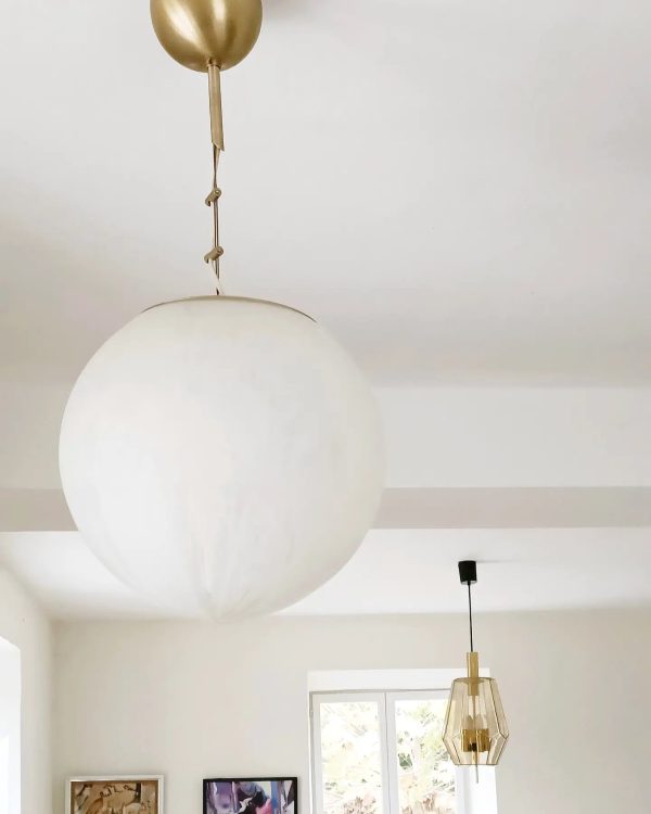 Suspension globe en verre de Murano par La Murrina