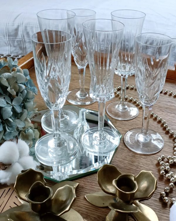 Set de 6 flûtes à champagne dépareillées en cristal de prestige (Saint Louis)