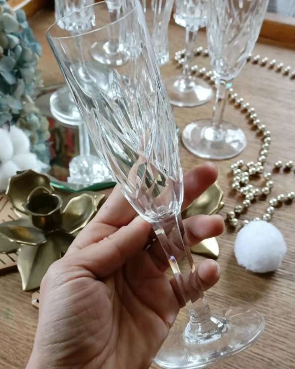 Set de 6 flûtes à champagne dépareillées en cristal de prestige (Saint Louis) – Image 3