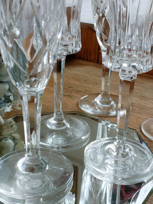 Set de 6 flûtes à champagne dépareillées en cristal de prestige (Saint Louis) – Image 4