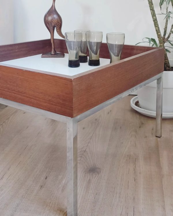 Bout de canapé / table basse années 70 – Image 2