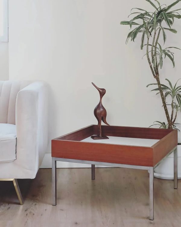 Bout de canapé / table basse années 70