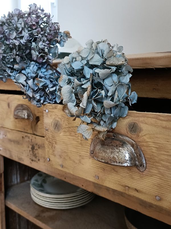 Ancien buffet de ferme bois brut – Image 3