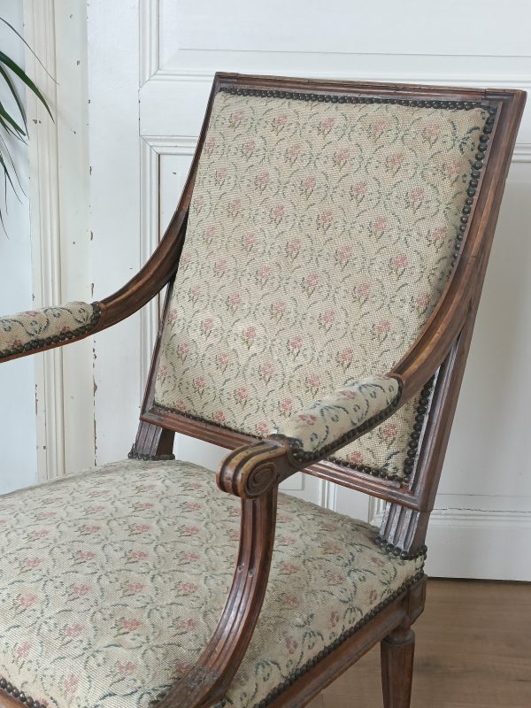Fauteuil d'époque Louis XVI – Image 7