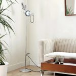 Lampadaire chrome et aluminium brossé Lampadaire chrome et aluminium brossé Image