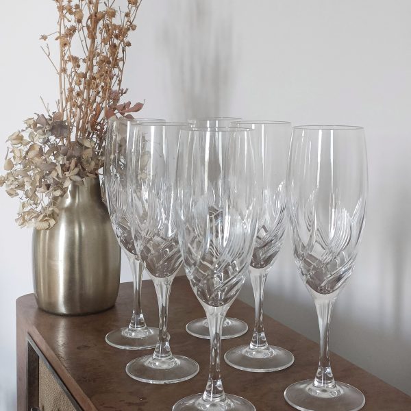 6 flûtes à champagne en cristal ciselé