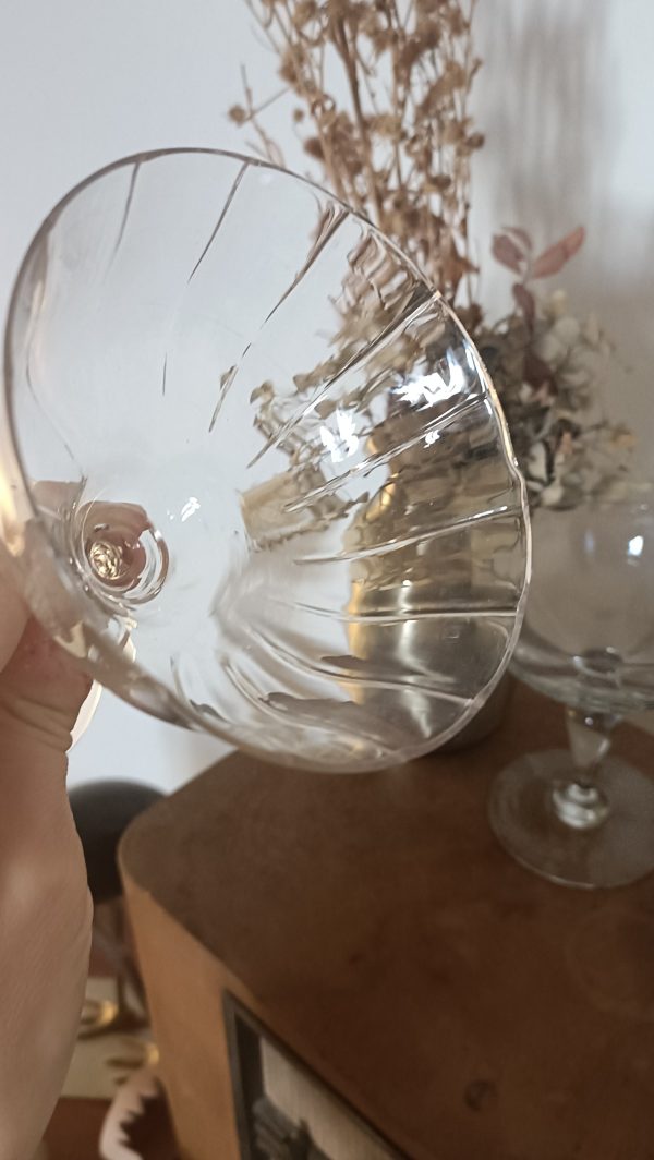 Service de 6 coupes à champagne dépareillées en cristal – Image 8
