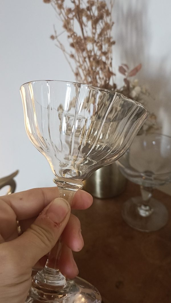 Service de 6 coupes à champagne dépareillées en cristal – Image 7