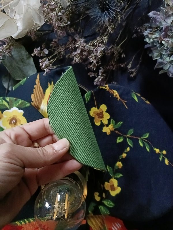 Applique fleur "Soir au  jardin" bleue marine – Image 2