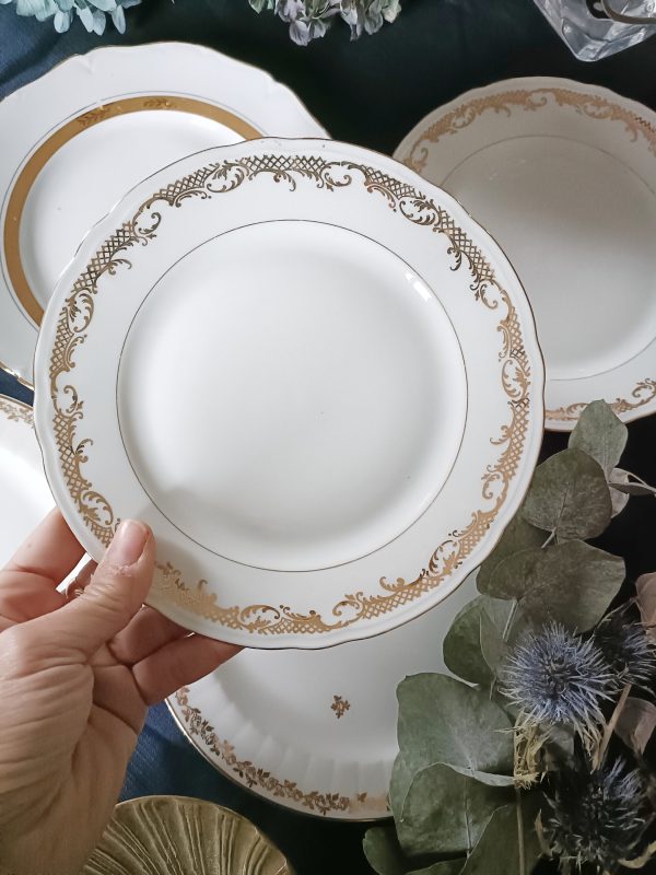 Set de 6 assiettes à dessert dépareillées en porcelaine blanche et dorée – Image 3