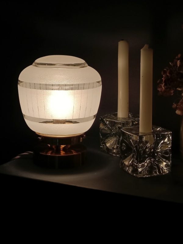 "réservée Alice" Lampe à poser blanche verre givré – Image 2