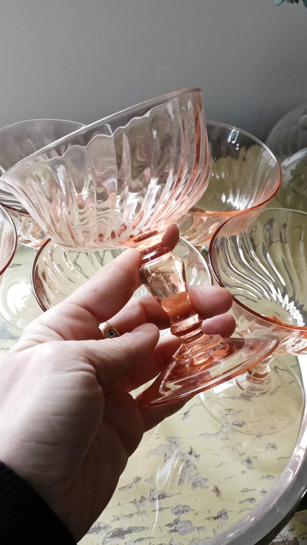 Set de 6 coupes à champagne Rosaline en verre – Image 3