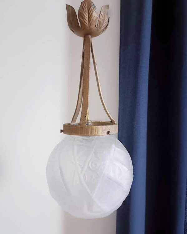 Suspension globe verre années 30