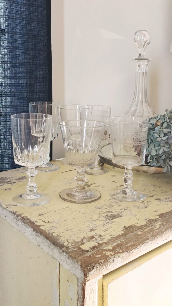 Réserves - Ensemble de 6 verres à eau anciens en cristal – Image 2