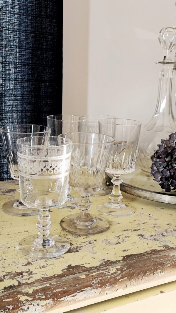 Réserves - Ensemble de 6 verres à eau anciens en cristal