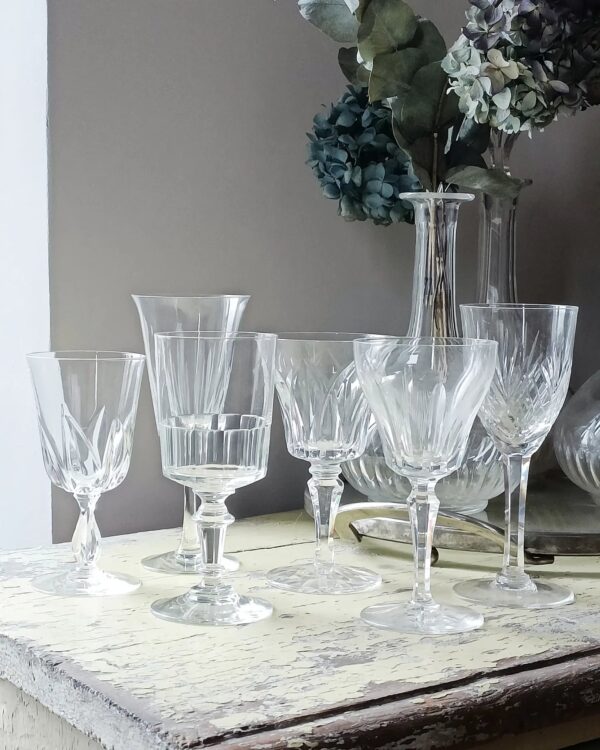 Service de 6 verres en cristal dépareillés