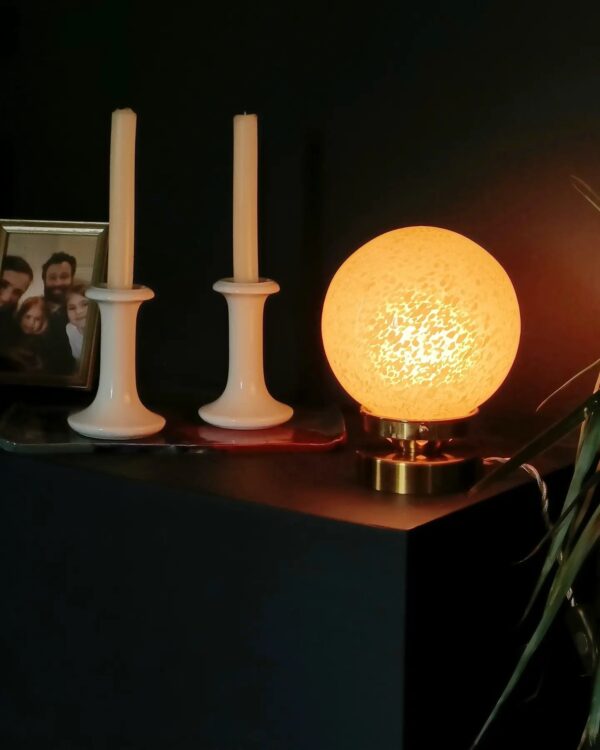 Lampe à poser globe verre de clichy jaune pâle – Image 2