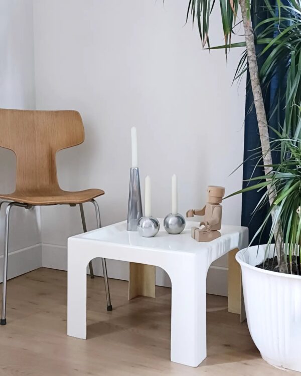 Table basse années 70 fibres de verre