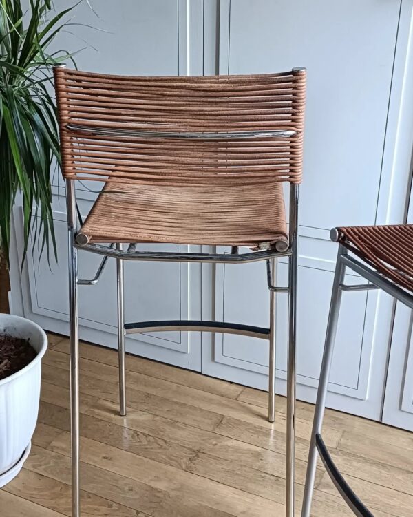 Duo de tabourets italiens en cuir, modèle Miss B par Tito Agnoli – Image 4