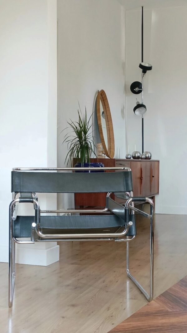 Fauteuil Wassily édition Bononia / Gavina – Image 9