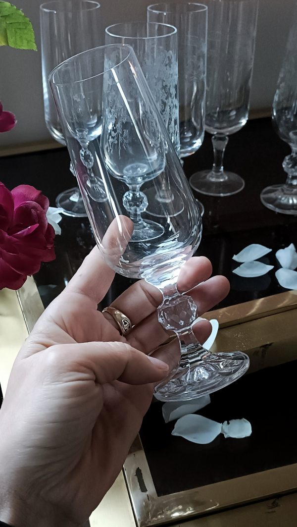 Ensemble dépareillé de 6 flûtes en cristal – Image 4