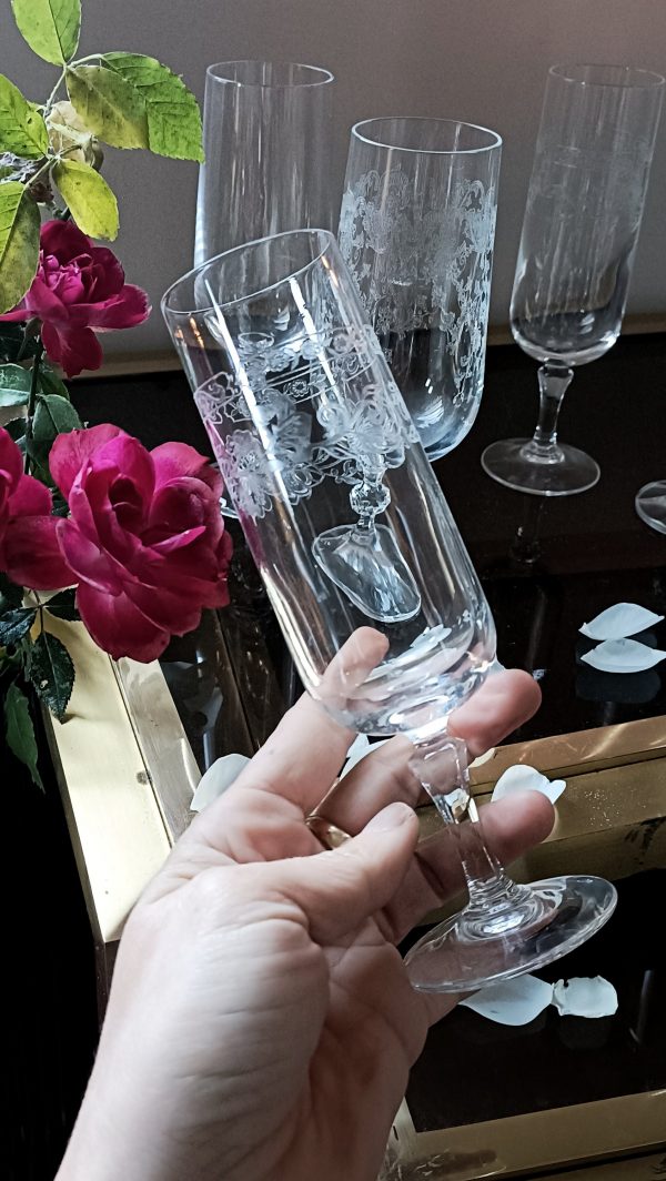 Ensemble dépareillé de 6 flûtes en cristal – Image 5