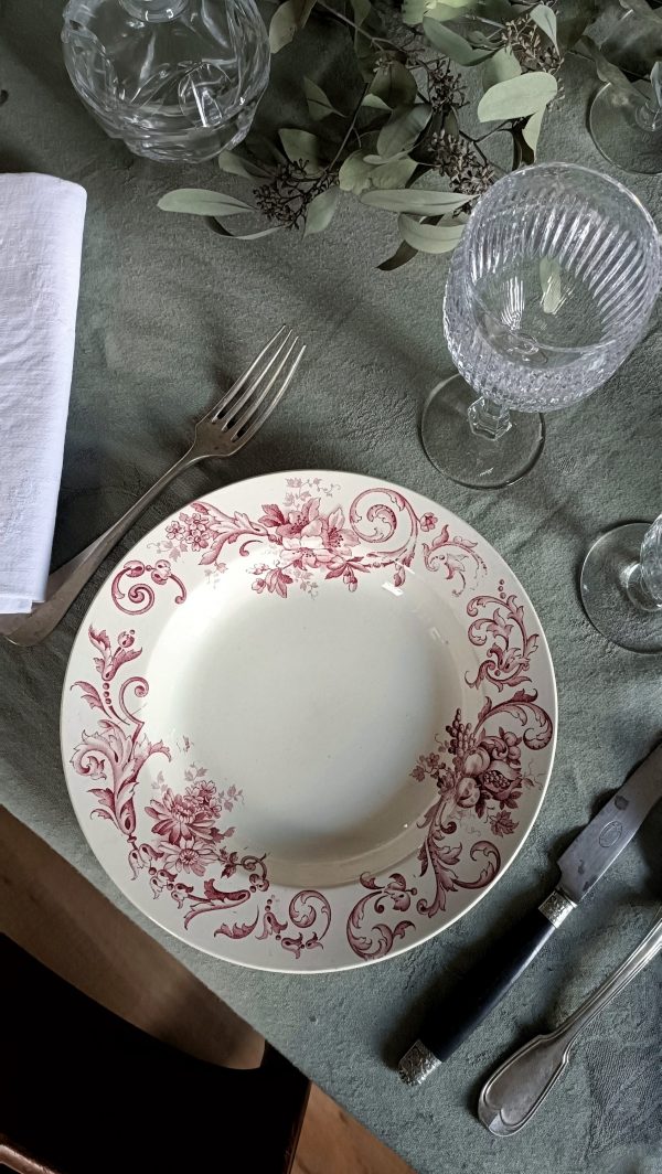 Ensemble dépareillé de 6 assiettes creuses roses Terre de fer – Image 5