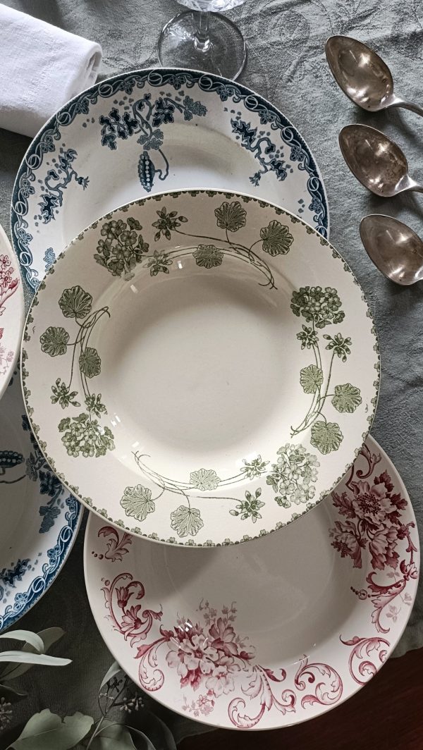 Ensemble dépareillé de 6 assiettes creuses Terre de fer multicolores – Image 4