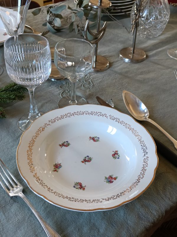 Service de 6 assiettes creuses Liberty – Image 7
