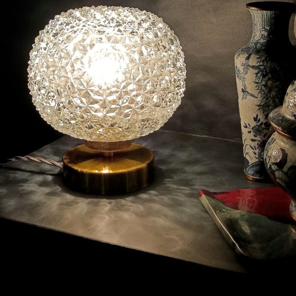 Lampe à poser diamant