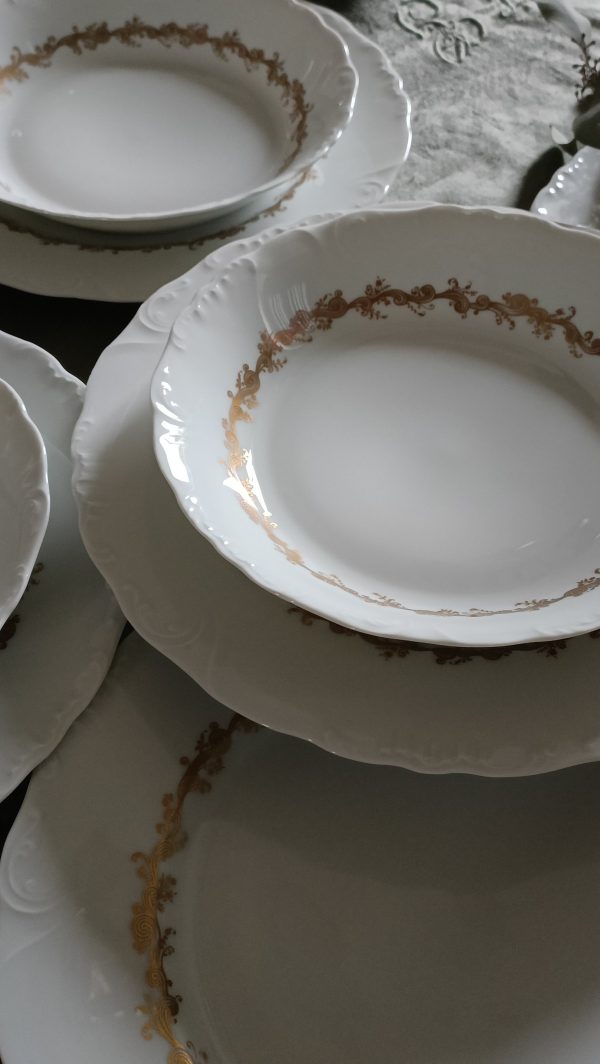 Set de 6 assiettes plates or de prestige – Image 6