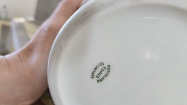 Vase pique fleurs en porcelaine – Image 7