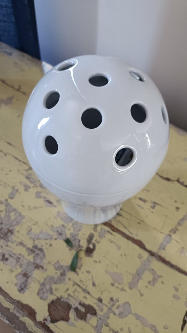 Vase pique fleurs en porcelaine – Image 6