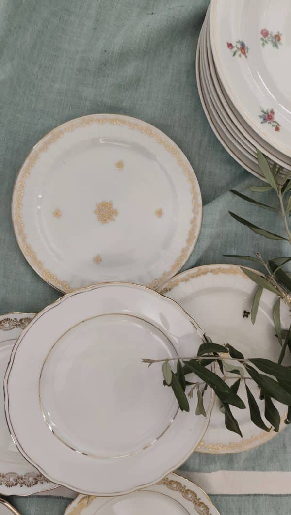 Service assiettes à dessert dépareillé – Image 7