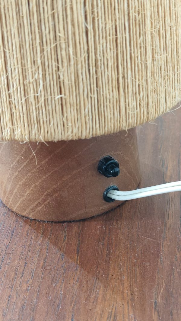 Lampe années 60 en teck et corde – Image 4