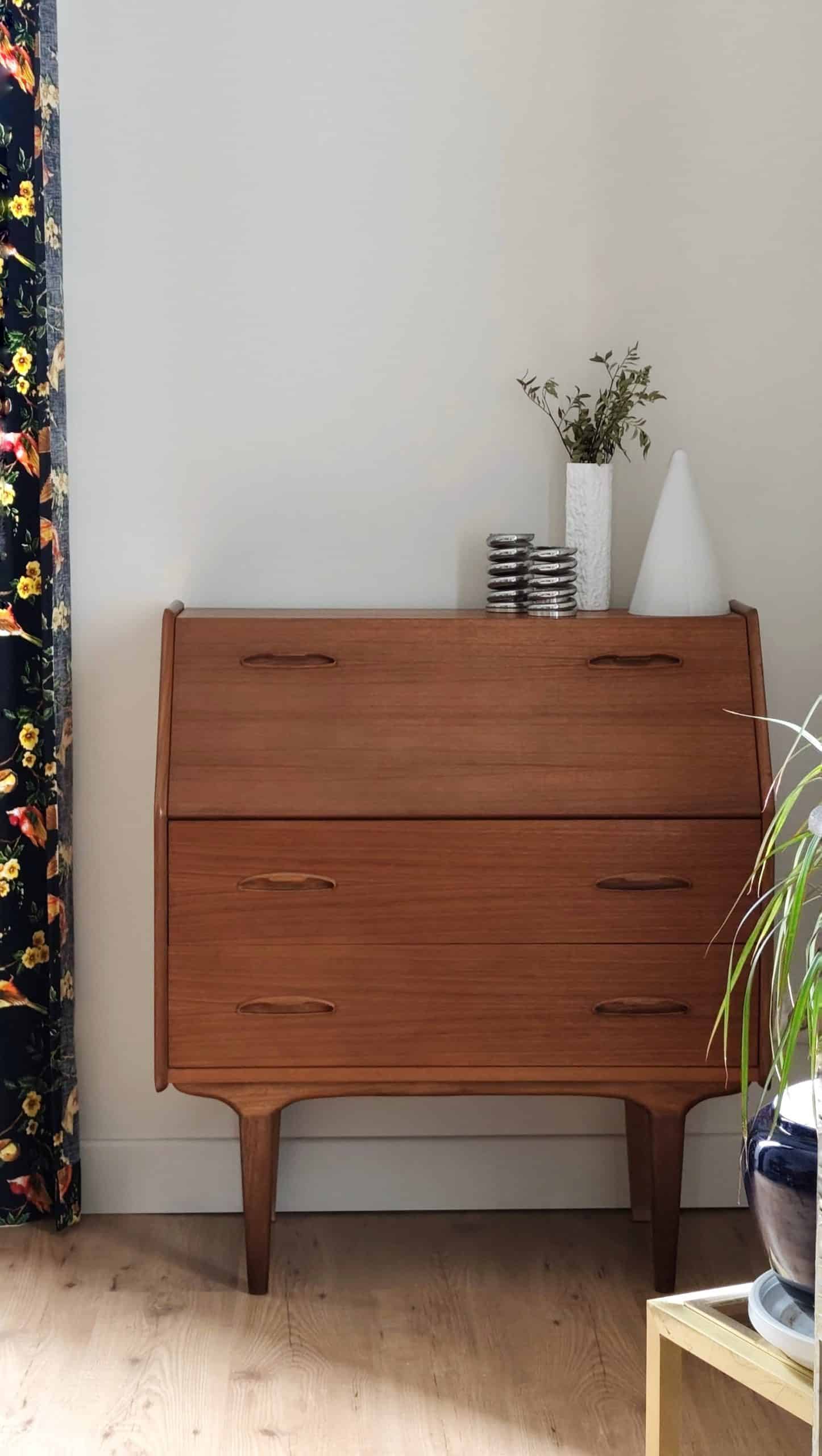 Grand pot porte-stylo "ressort" en acier – Design années 70 – Image 3