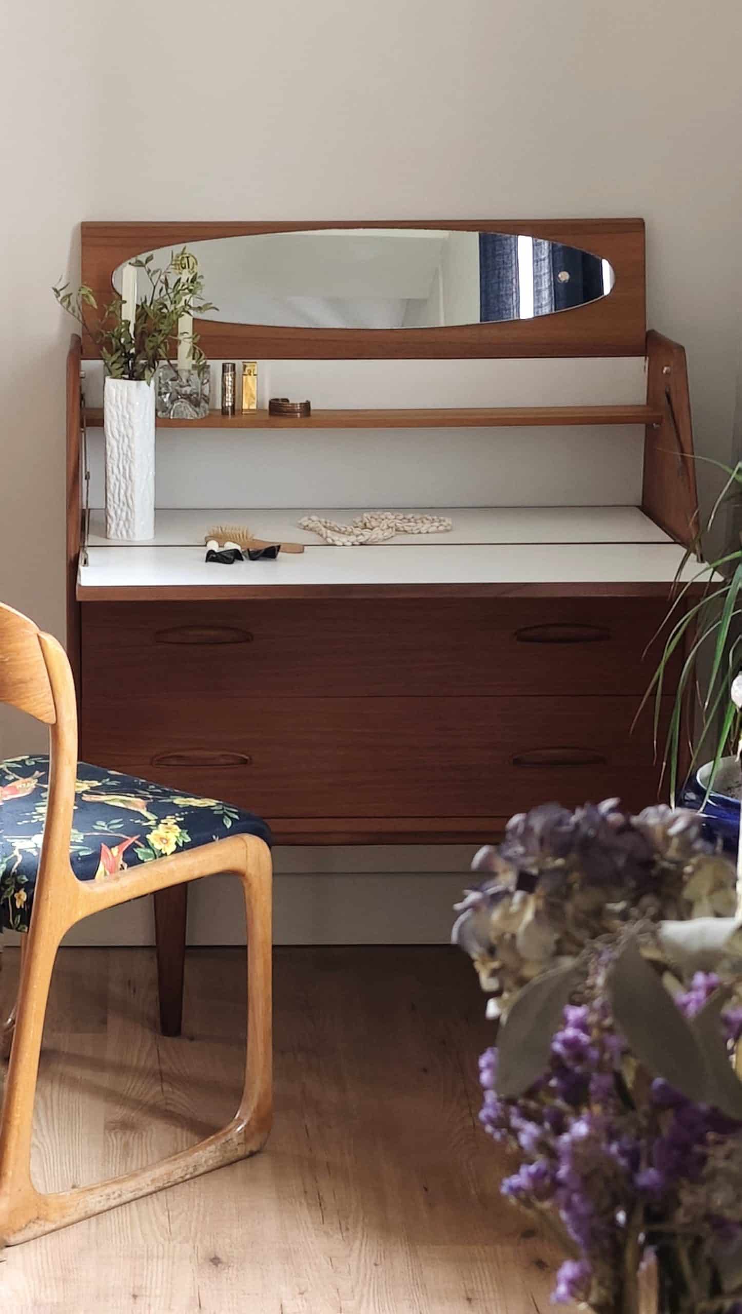 Réservé - Coiffeuse / Secrétaire vintage en teck par Ib Kofod-Larsen — Danemark, années 60 – Image 11