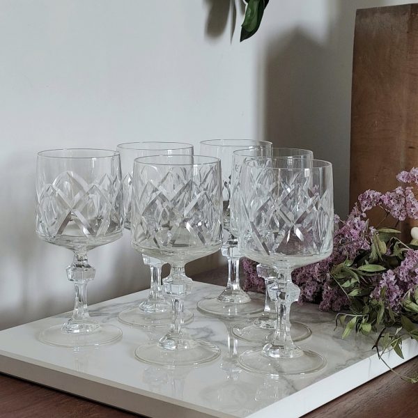 Ensemble de 6 verres à eau / grands verres à vin rouge cristal taillé
