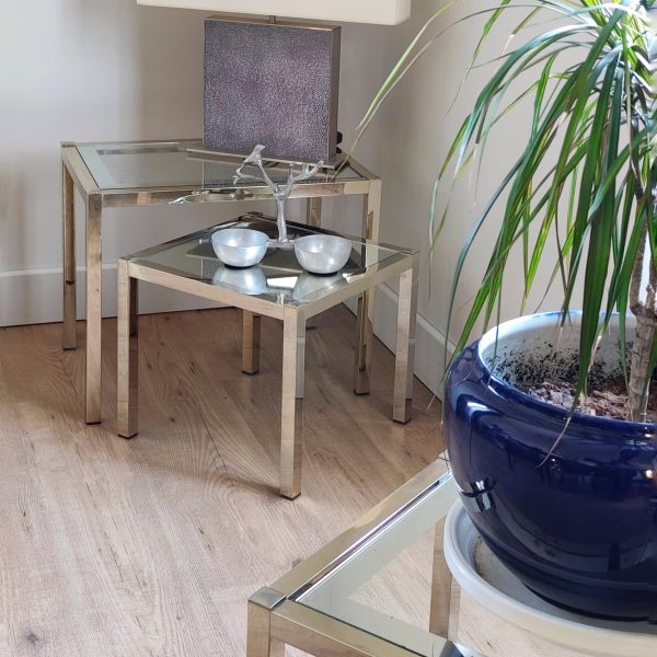 Tables gigognes années 70