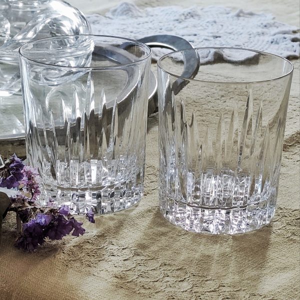 Paire de verres à whisky/eau en cristal taillé style "rocks"