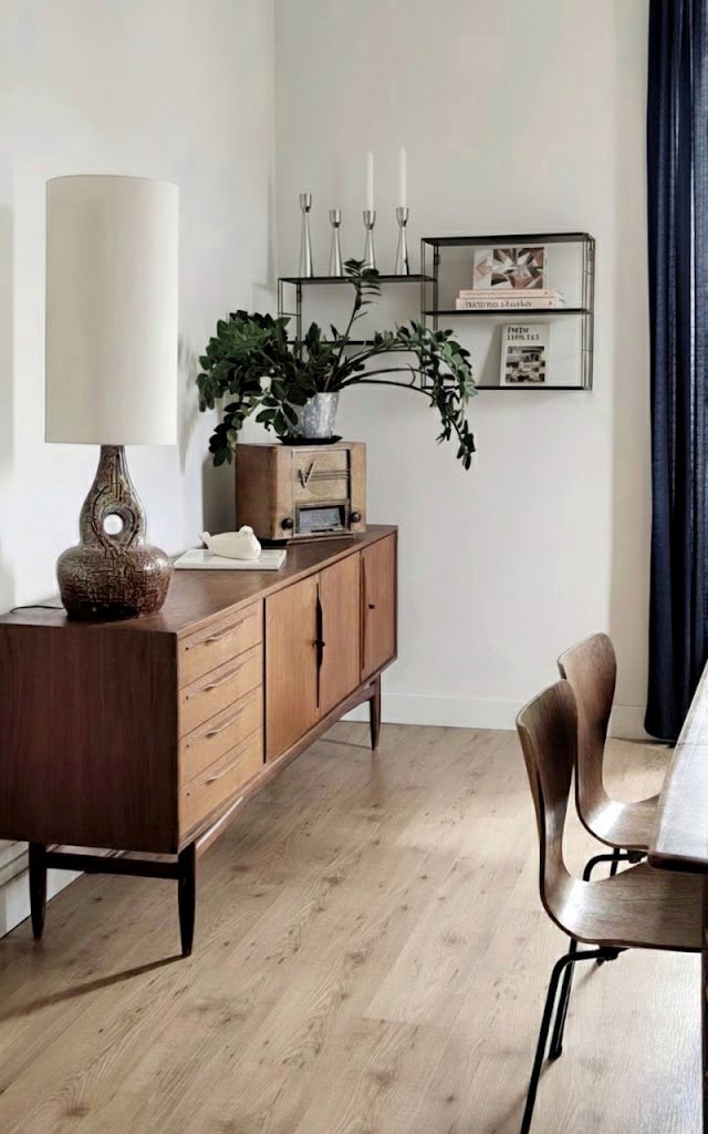 Réservée Hélène - Grande étagère string années 60 – Image 2